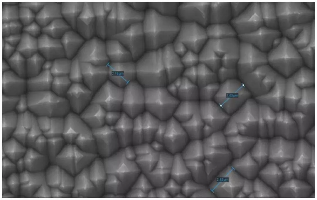 Topcon solar cells of texturing section (6 lines in total)