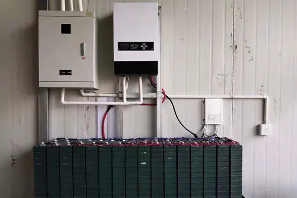 Wall mounted LFP battery design